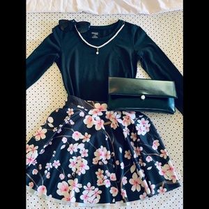 Black long sleeve Top & Black & White floral skirt